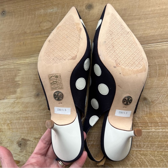 Tory Burch Spencer Slingback Pump in Navy Dot Size 6 - Picture 9 of 13